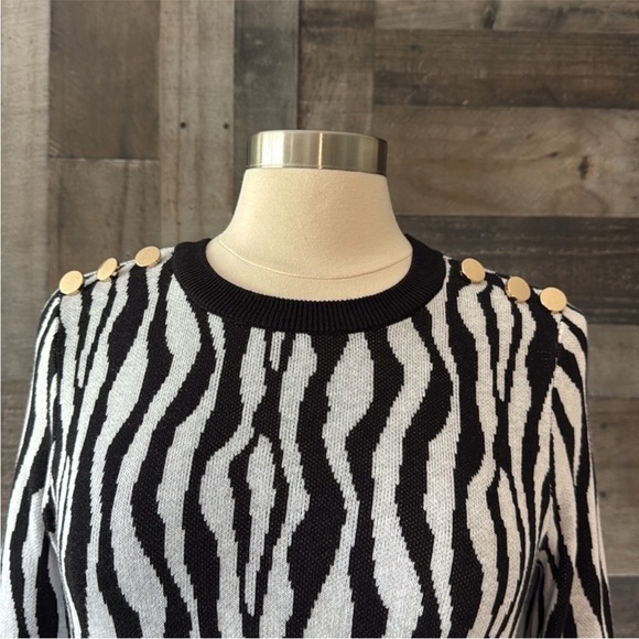 NWT! Belldini black white zebra stripes top medium animal print low key luxe - Picture 3 of 13